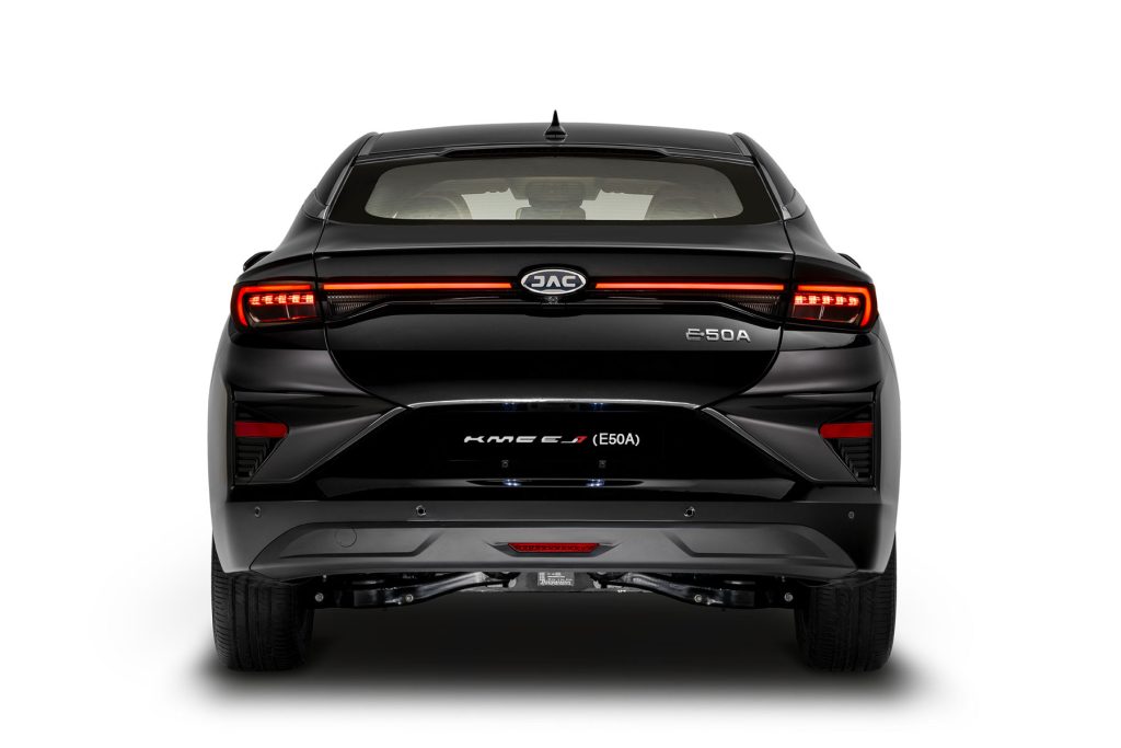 کی ام سی EJ7
