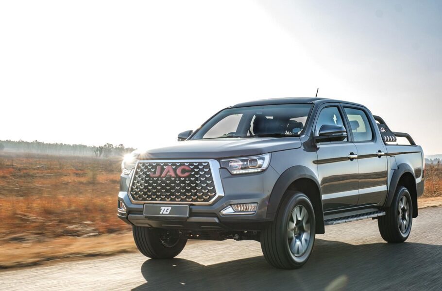 خدمات گارانتی کی ام سی T8