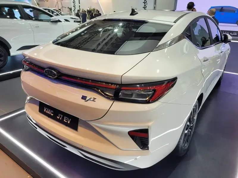 مشکل الکترونیکی در کی ام سی EJ7